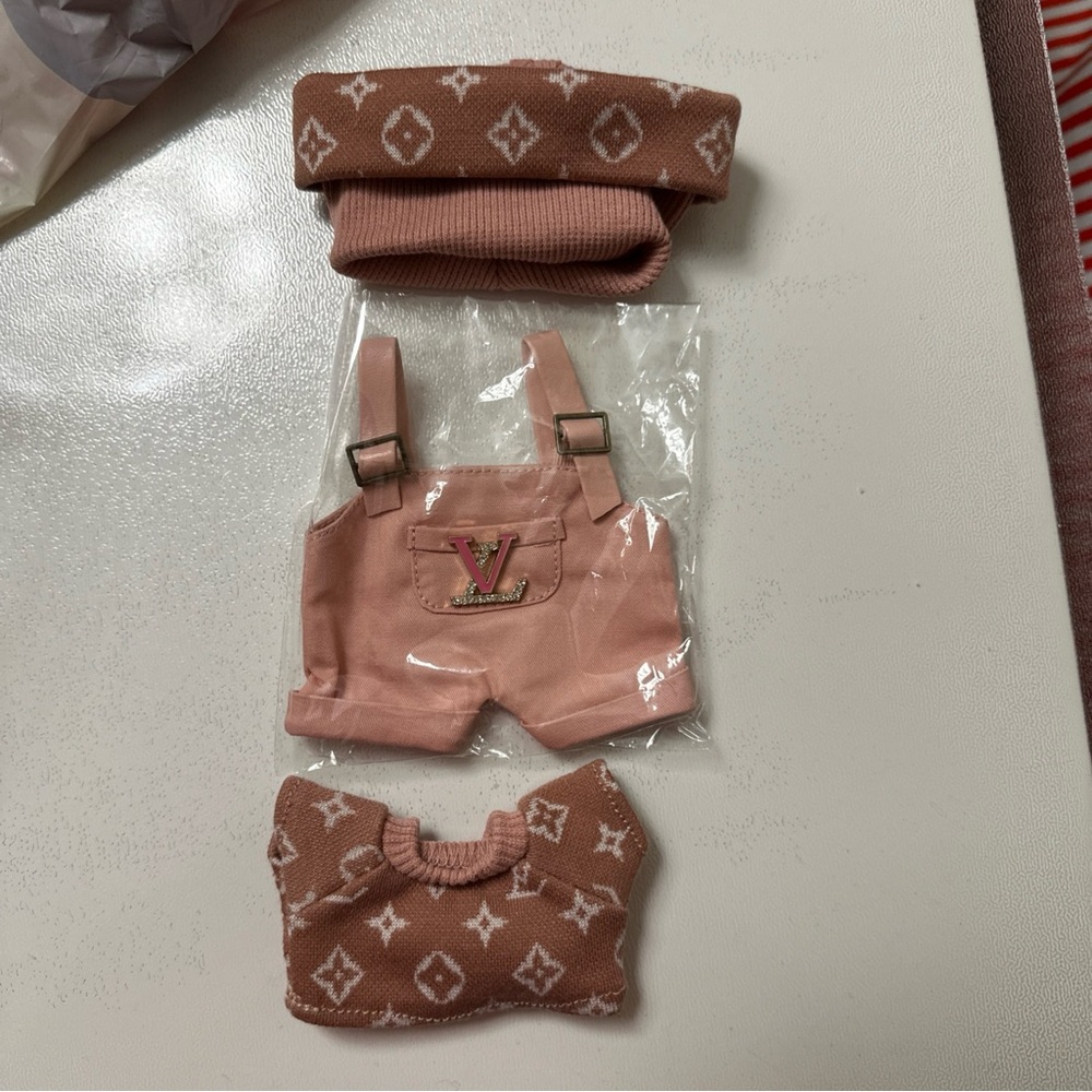 Labubu outfits